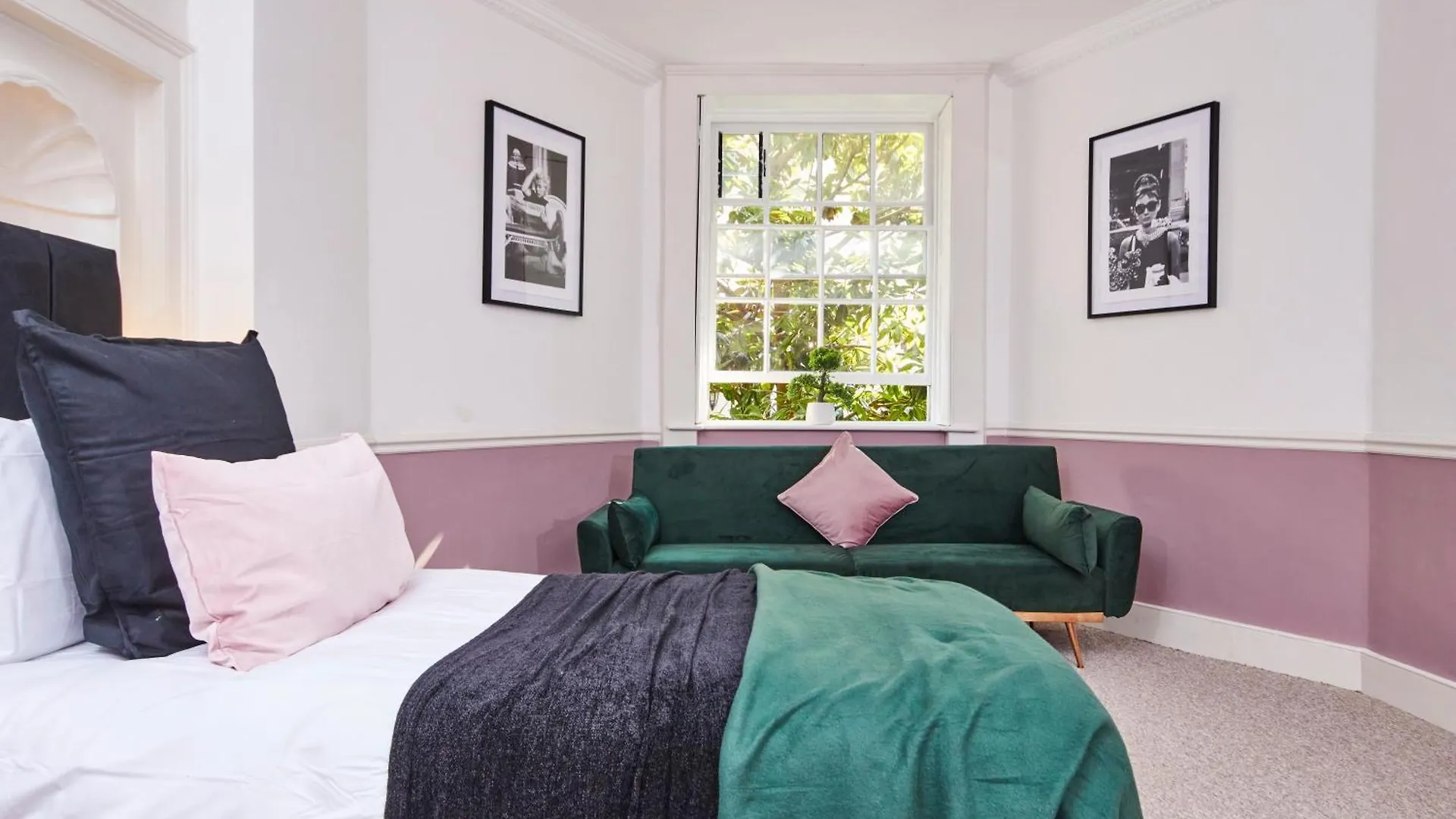 Beautiful 2Bedroom 4 Actual Beds House With Wifi By Purestay Bath 0*,  United Kingdom