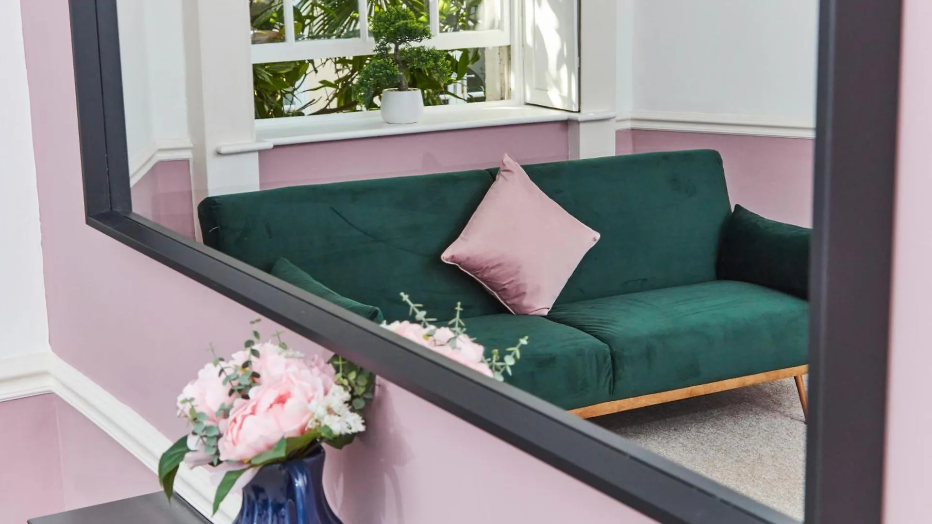 Beautiful 2Bedroom 4 Actual Beds House With Wifi By Purestay Bath 0*,  United Kingdom